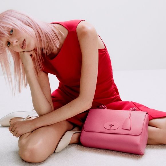 Mulberry 'Lily Medium' in Geranium Pink Micro Classic Grain - MSRP $1395 - NWT - Picture 6 of 6